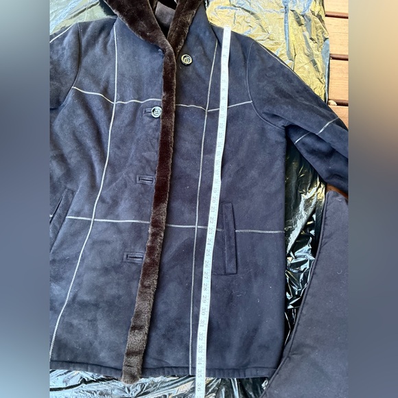 Women’s warm GALLERY faux fur coat ☃️☃️WASHABLE! - Picture 6 of 11